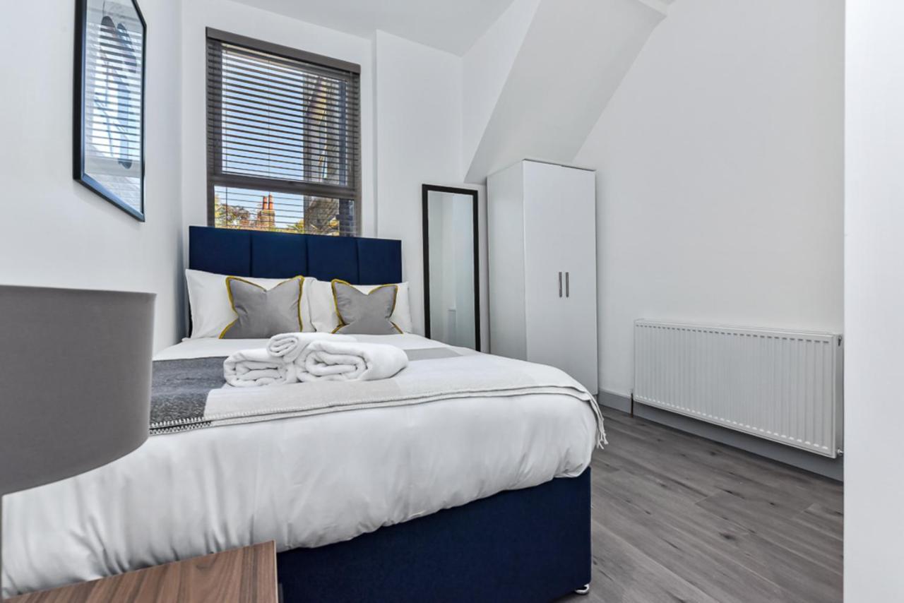 Lovely 2 Bedroom Apartment In Greater ロンドン エクステリア 写真