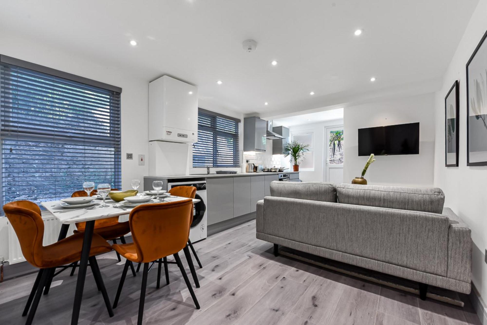 Lovely 2 Bedroom Apartment In Greater ロンドン エクステリア 写真